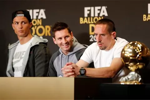  ريبيري يسخر من تصريح رونالدو عن الكرة الذهبية